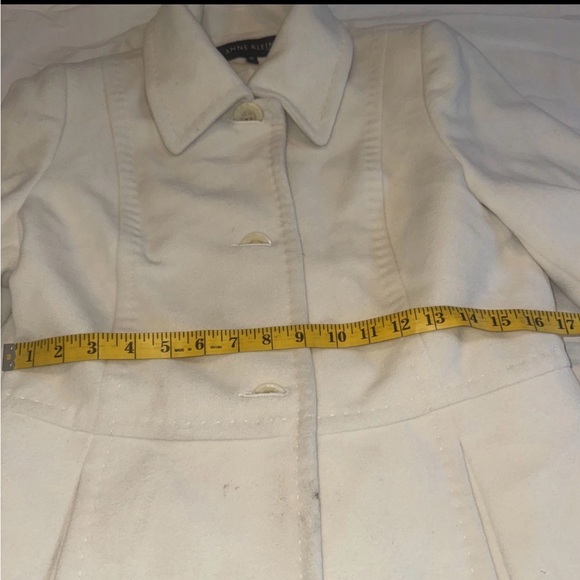 Anne Klein Women's Ivory Coat Size 10 Winter Outerwear Classic With Pockets - Picture 6 of 11